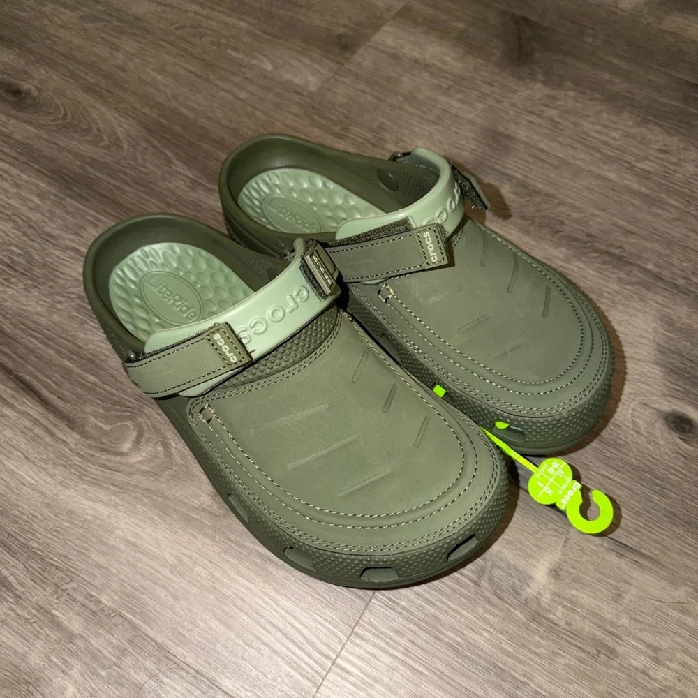 NWOT Crocs Men’s Classic Yukon Vista II LiteRide™ Clog